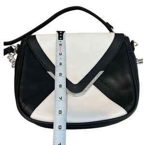 Steve Madden Black & White Crossbody Purse: Rare Find!